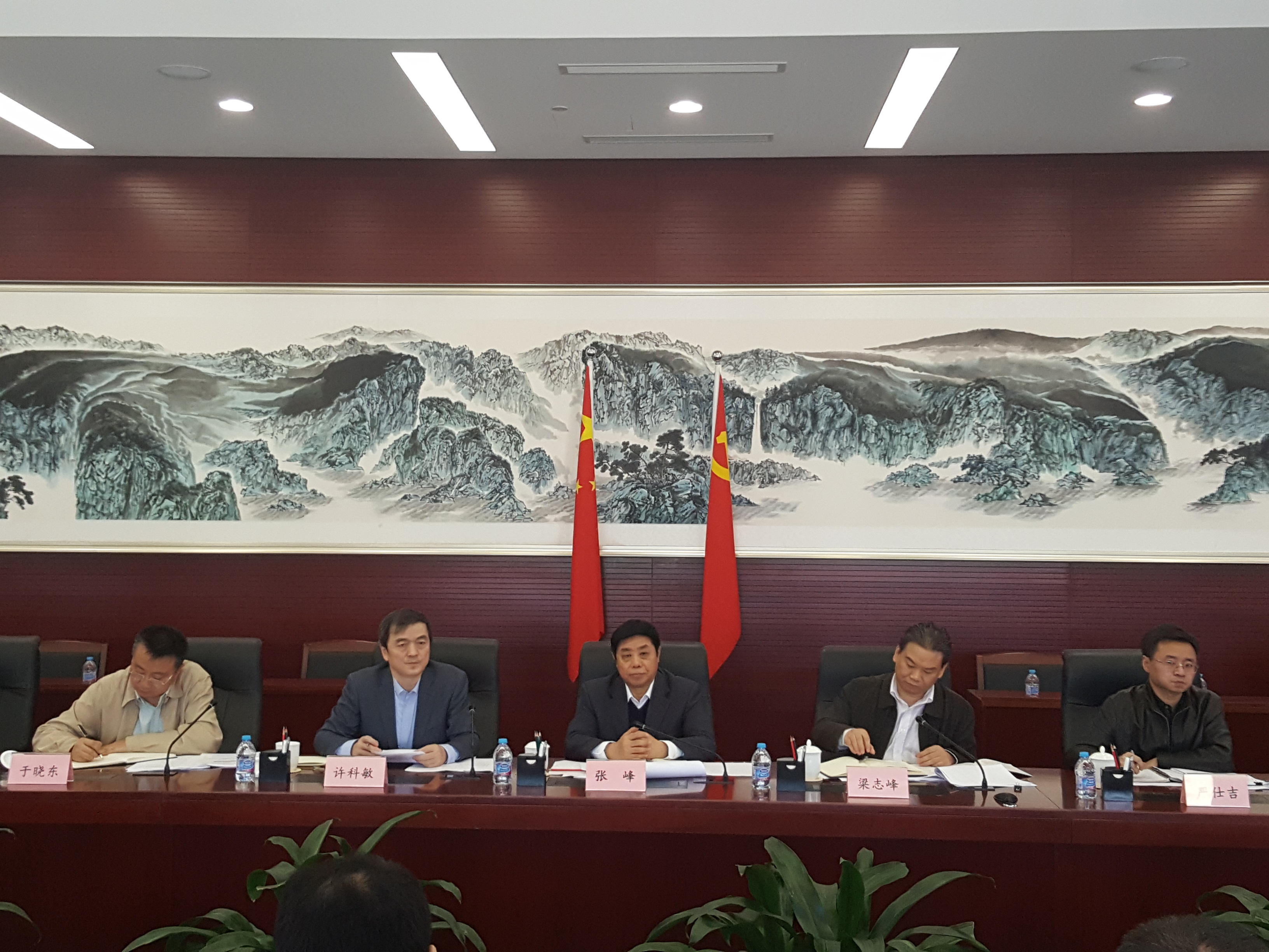 ����ȫ��ʱ�ڲ�ҵ������ϵ�����û����о����ش���⿪...